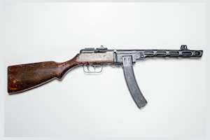 Советский пистолет-пулемёт, разработанный в 1940 году конструктором Г. С. Шпагиным и принятый на вооружение Красной Армии 21 декабря 1940 года.