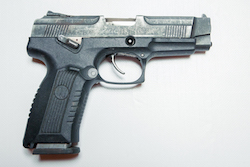 Современный российский пистолет, пришедший на смену пистолету Макарова. Разработан под руководством В.А. Ярыгина.
